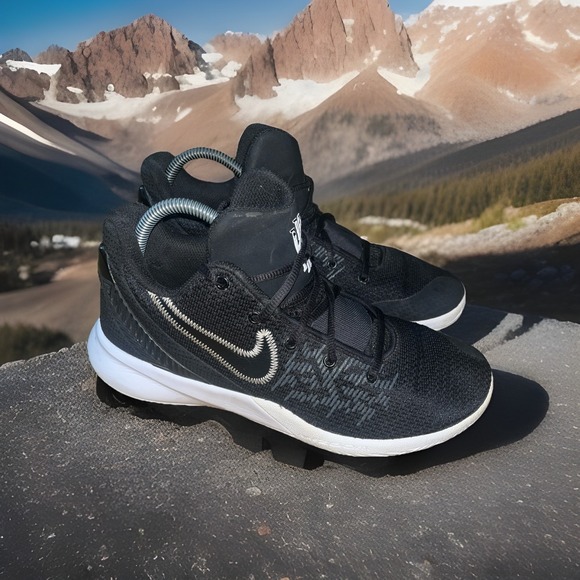 Nike Kyrie Flytrap 2 Black AO4436-001 Sneakers Men‎ US size 8.5 Gym Discontinued - Picture 1 of 16